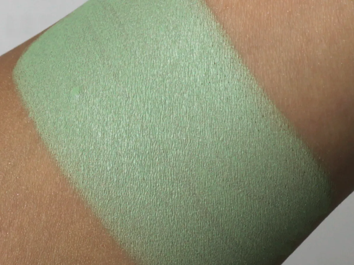 "Pistachio" - Mineral Eyeshadow